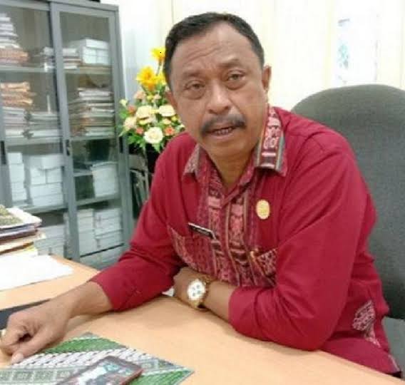 Sekda Provinsi NTT, Domu Warandoy. Foto: istimewa.