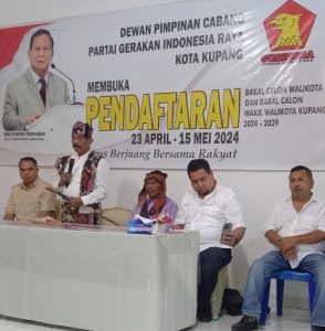 Balon Walikota Kupang George Hadjoh Daftar di DPC Gerindra