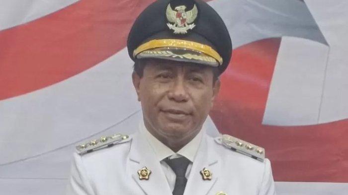 Penjabat Bupati Kupang, Alexon Lumba 