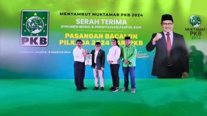 George Hadjoh-Walde Taek Resmi Terima SK PKB Untuk Pilkada Kota Kupang