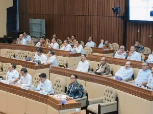 Rapat Dengar Pendapat Bersama Komisi II DPR RI dan Mendagri, Pj. Gubernur Andriko Susanto Pastikan NTT Siap Gelar Pilkada Serentak 2024