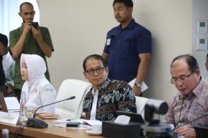 Hadiri Rapat Tingkat Menteri, Pj. Gubernur NTT : Pemerintah Fokus Percepatan Penanganan Erupsi Gunung Lewotobi dan Konflik Sosial Flores Timur