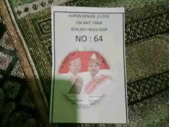 Inilah kupon bensin yang dibagikan kepada masyarakat saat kampanye paket Korsa di Kecamatan Amarasi Barat. Foto : istimewa. 