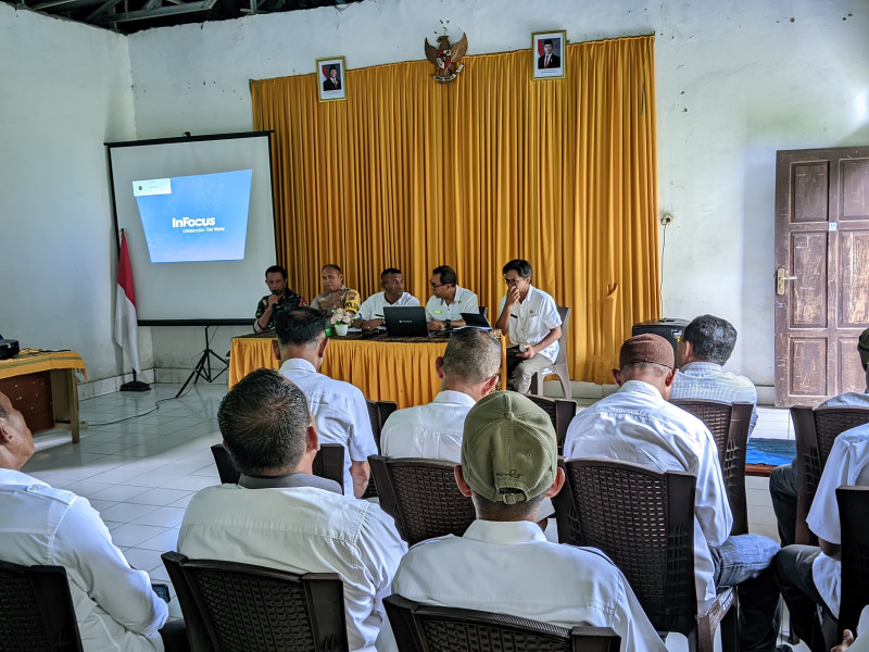 DPMD Ende Sosialisasi Wujudkan Ketahanan Pangan dan Tata Laksana Pembentukan BUMDes Tingkat Kecamatan Wolowaru