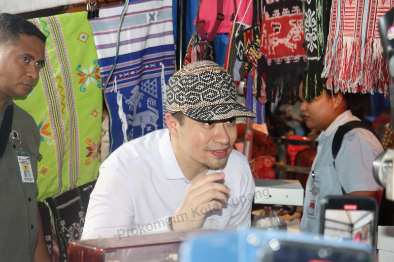 Wali Kota dan Wakil Wali Kota Hadiri Expo Pemuda GMIT 2025: Dukung UMKM dan Ajak Jaga Kebersihan Kota