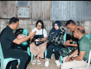 Kodim 1627/Rote Ndao Serahkan Tali Asih untuk Keluarga Prada Lucky