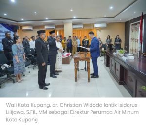 Isidorus Lilijawa Resmi Jabat Dirut Perumda Air Minum Kota Kupang