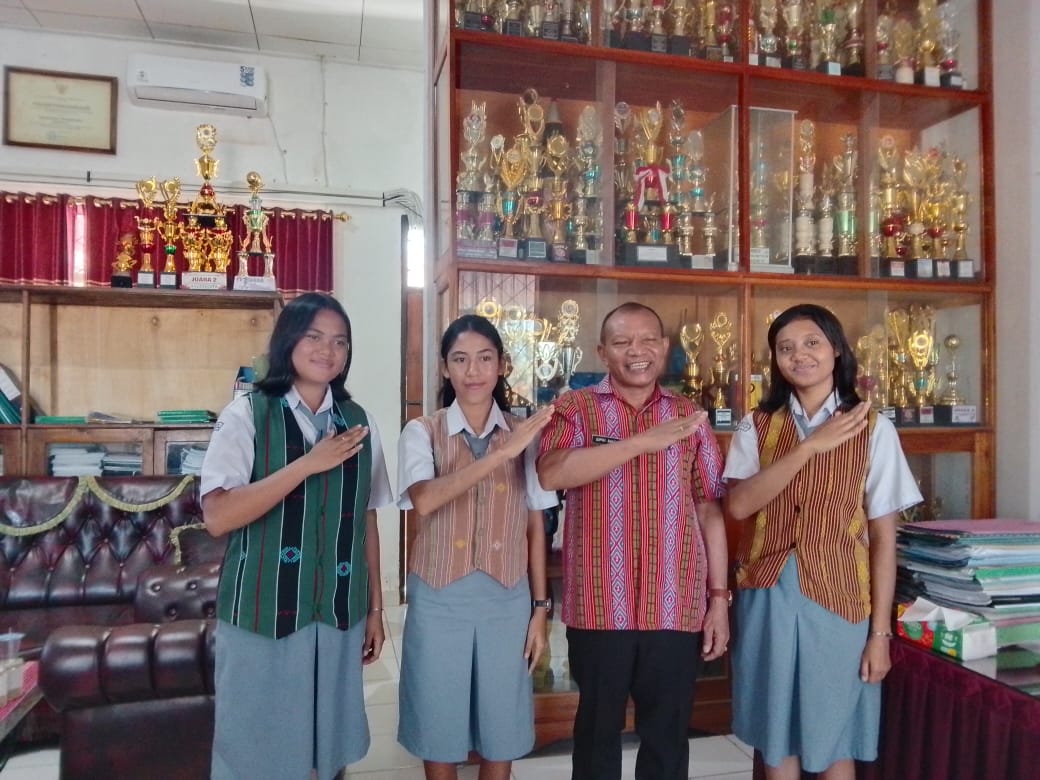 Rayakan Hardiknas 2025, SMAN 1 Kefamenanu Borong Prestasi Membanggakan dari Tingkat Kabupaten hingga Nasional